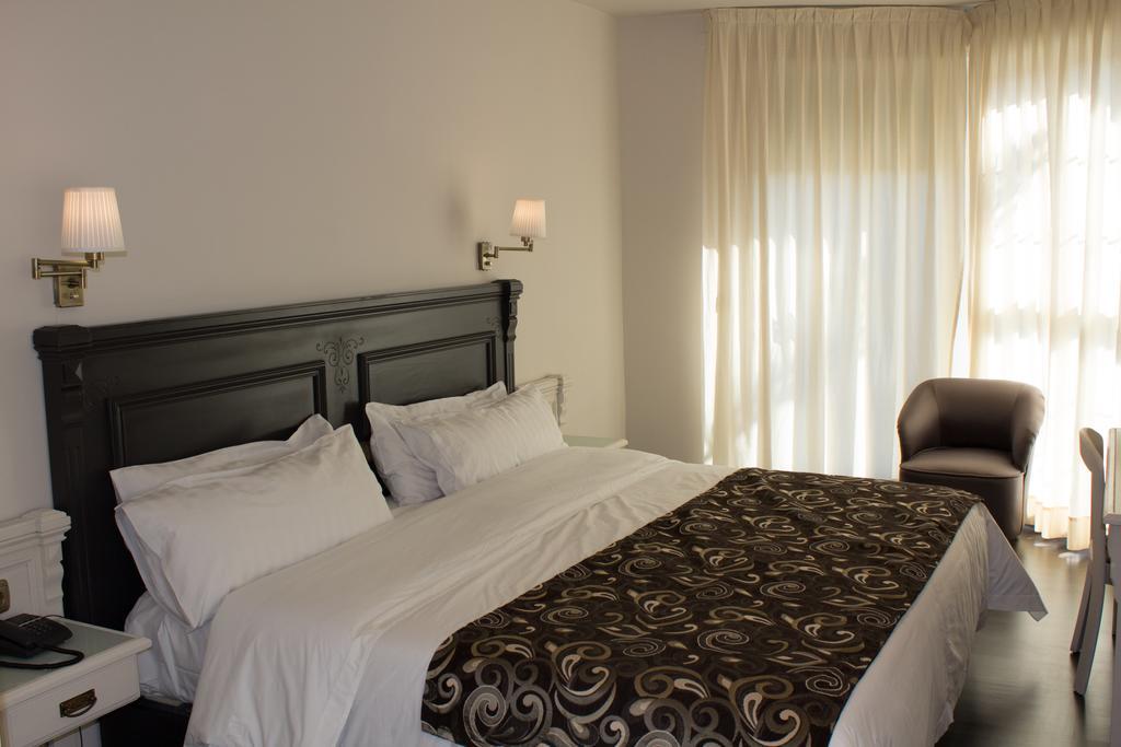 Avent Verahotel מראה חיצוני תמונה