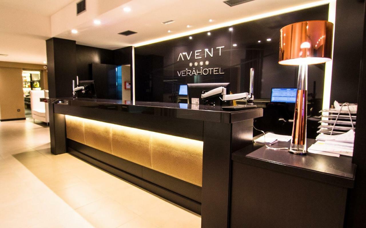 Avent Verahotel מראה חיצוני תמונה